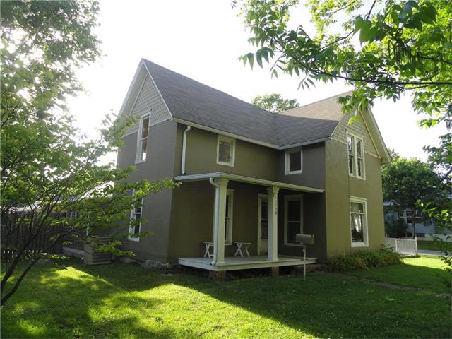 1100 S Independence Street, Harrisonville, MO 64701