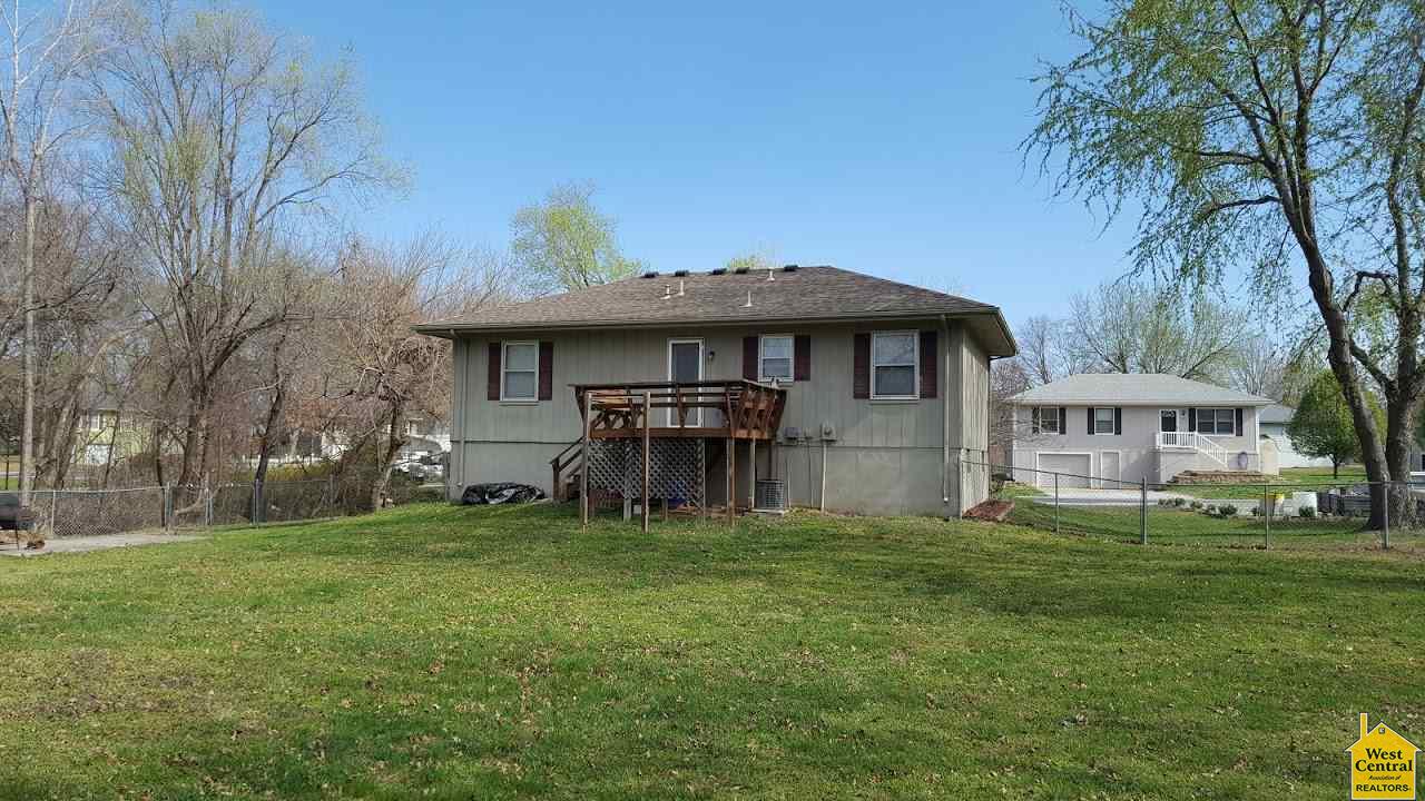 104Huntleigh Terr, Clinton, MO 64735