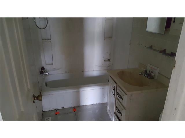 500 E 3rd StCreighton, MO, 64739Cass County