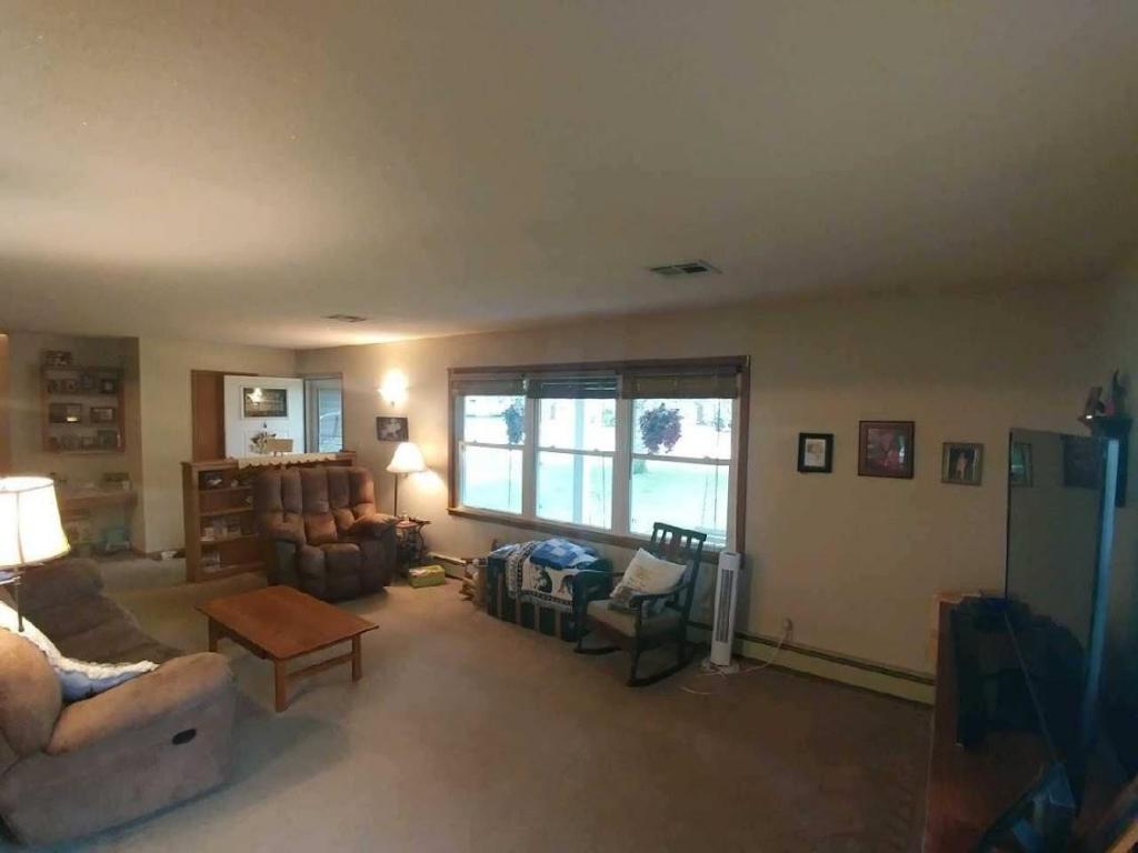 300 South Belisle Street, El Dorado Springs, MO 64744