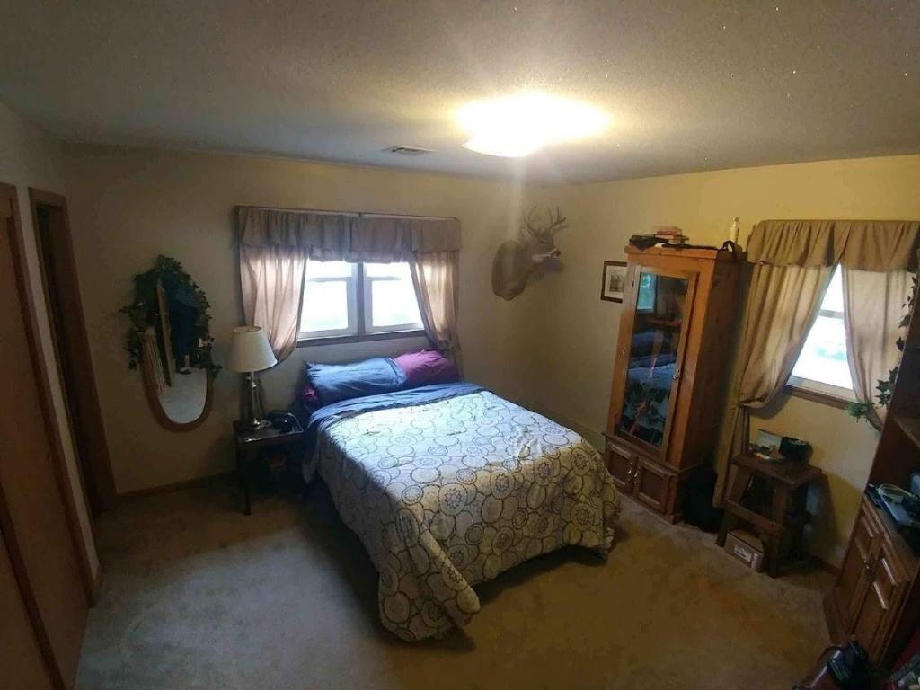 300 South Belisle Street, El Dorado Springs, MO 64744