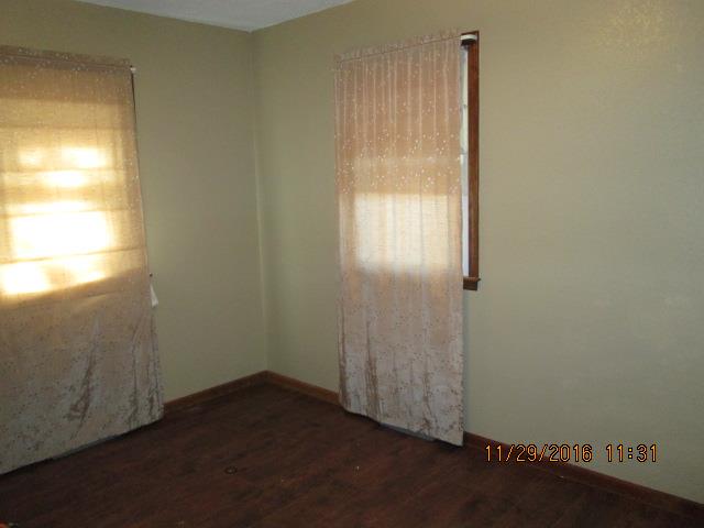 106 W 1st Street, Garden City, MO 64747