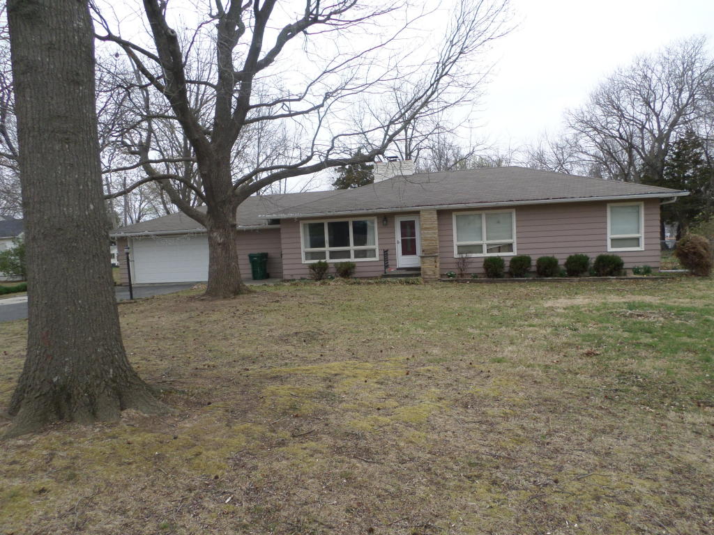 370 Warsaw Road, Osceola, MO 64776