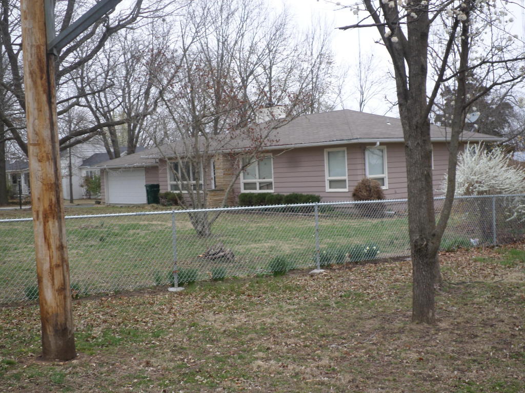 370 Warsaw Road, Osceola, MO 64776