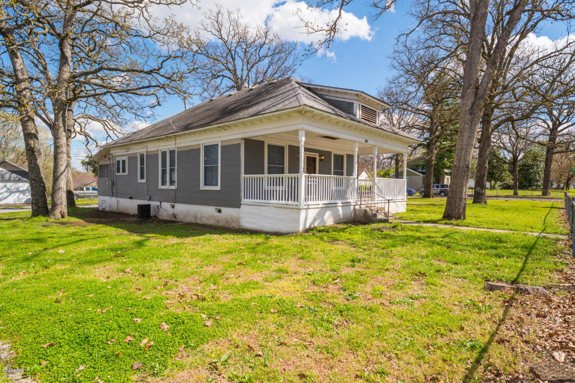 2507 N Florida Avenue, Joplin, MO 64801