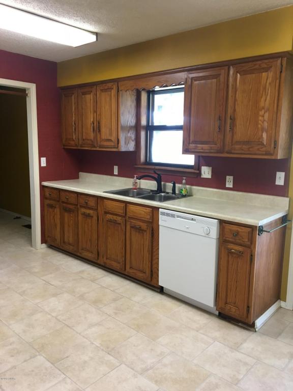 2721 E 2nd Street, Joplin, MO 64801