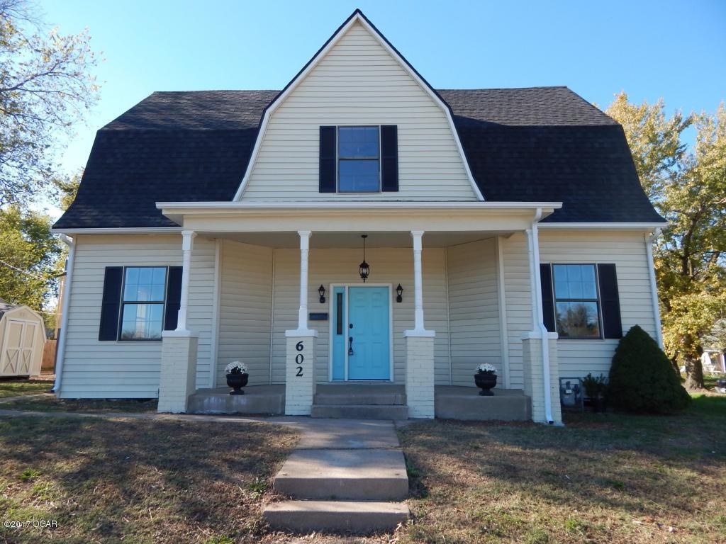 602 S Picher Avenue, Joplin, MO 64801