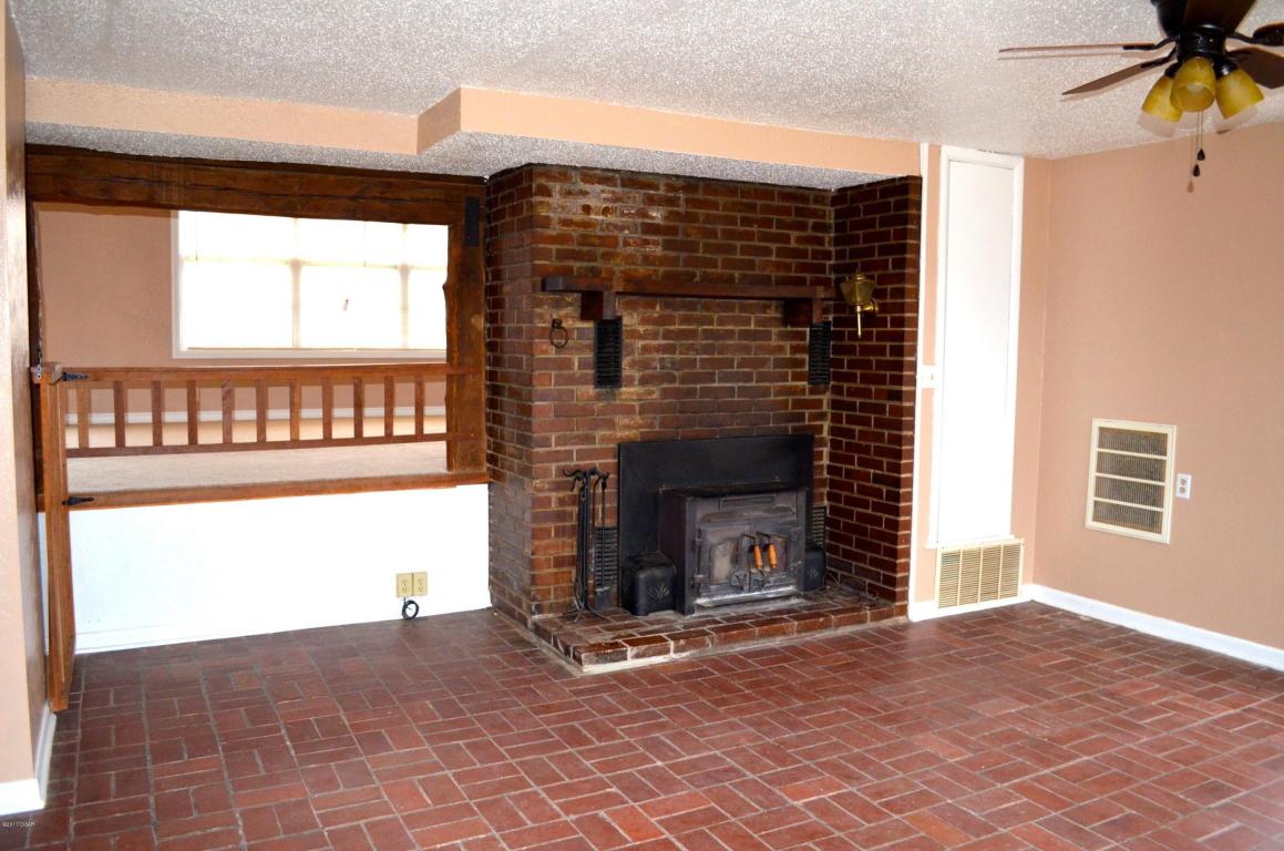 2112 Odessa, Joplin, MO 64801