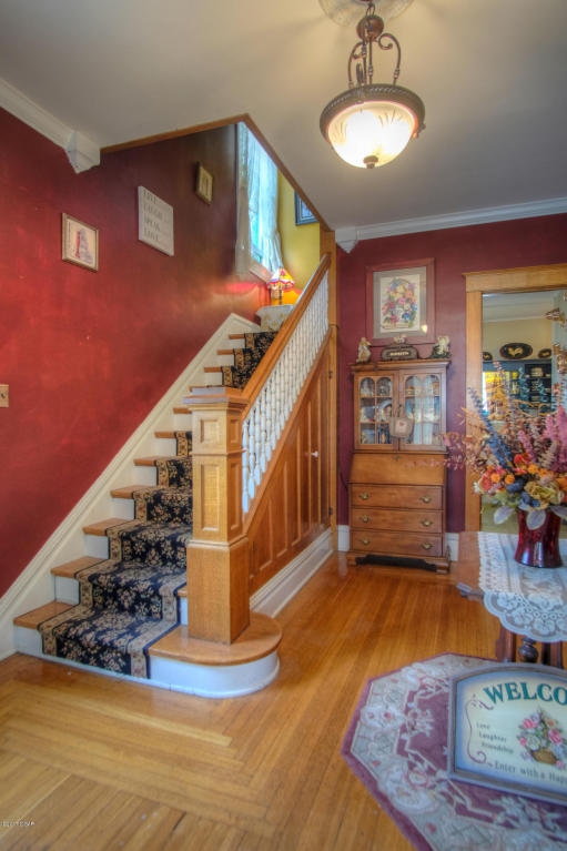 515 S Jackson Avenue, Joplin, MO 64801