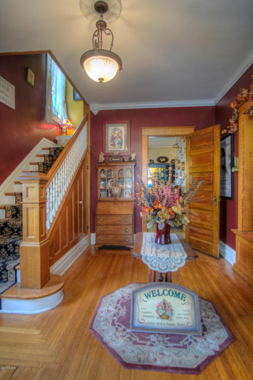 515 S Jackson Avenue, Joplin, MO 64801