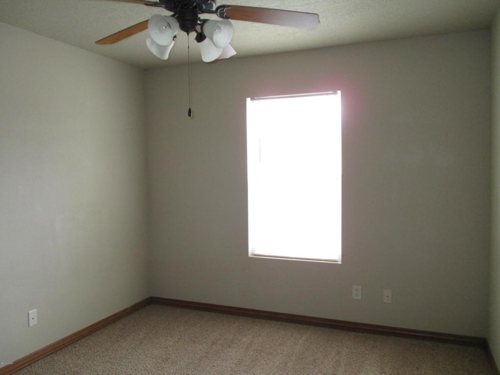 226 N Mina Avenue, Joplin, MO 64801