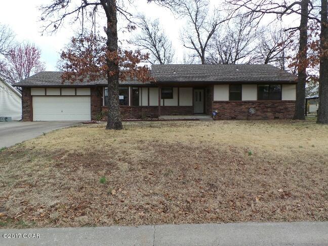 3433 Ridge Drive, Joplin, MO 64801