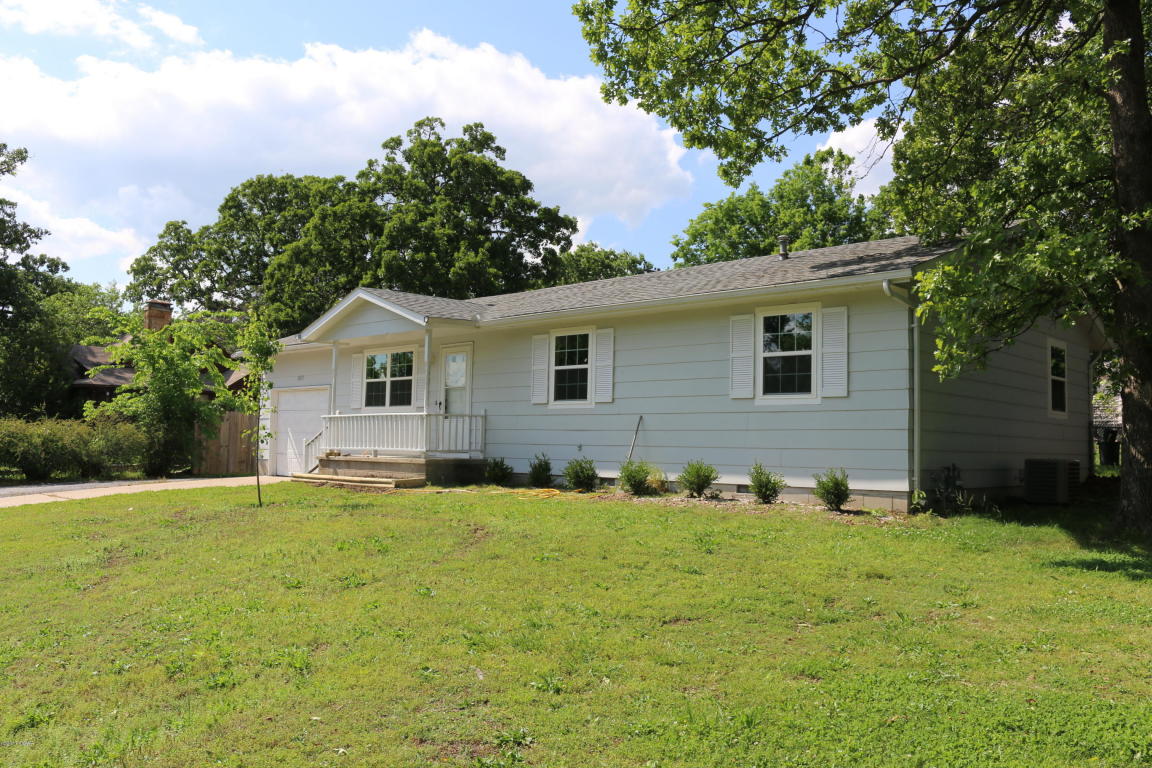2437 Odessa Street, Joplin, MO 64801