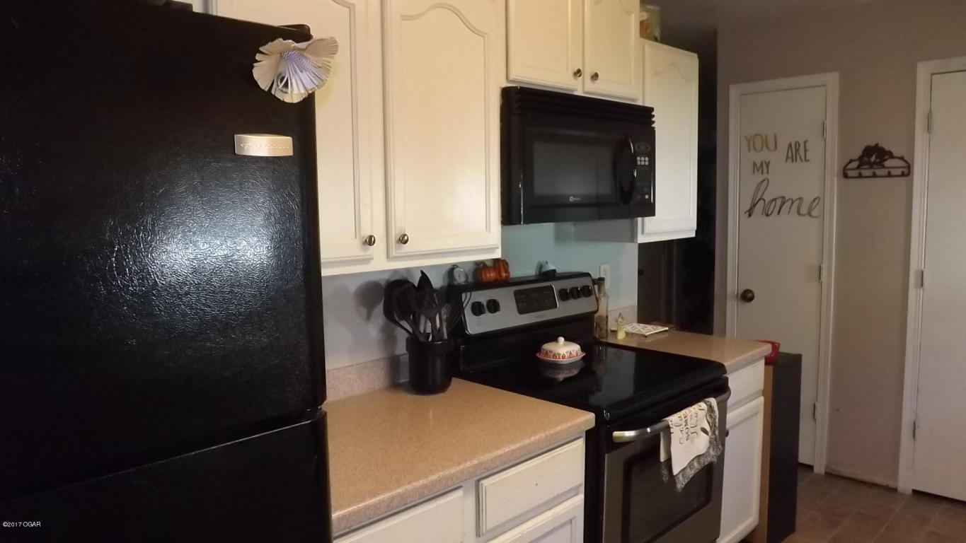 903 E Hill Avenue, Joplin, MO 64801