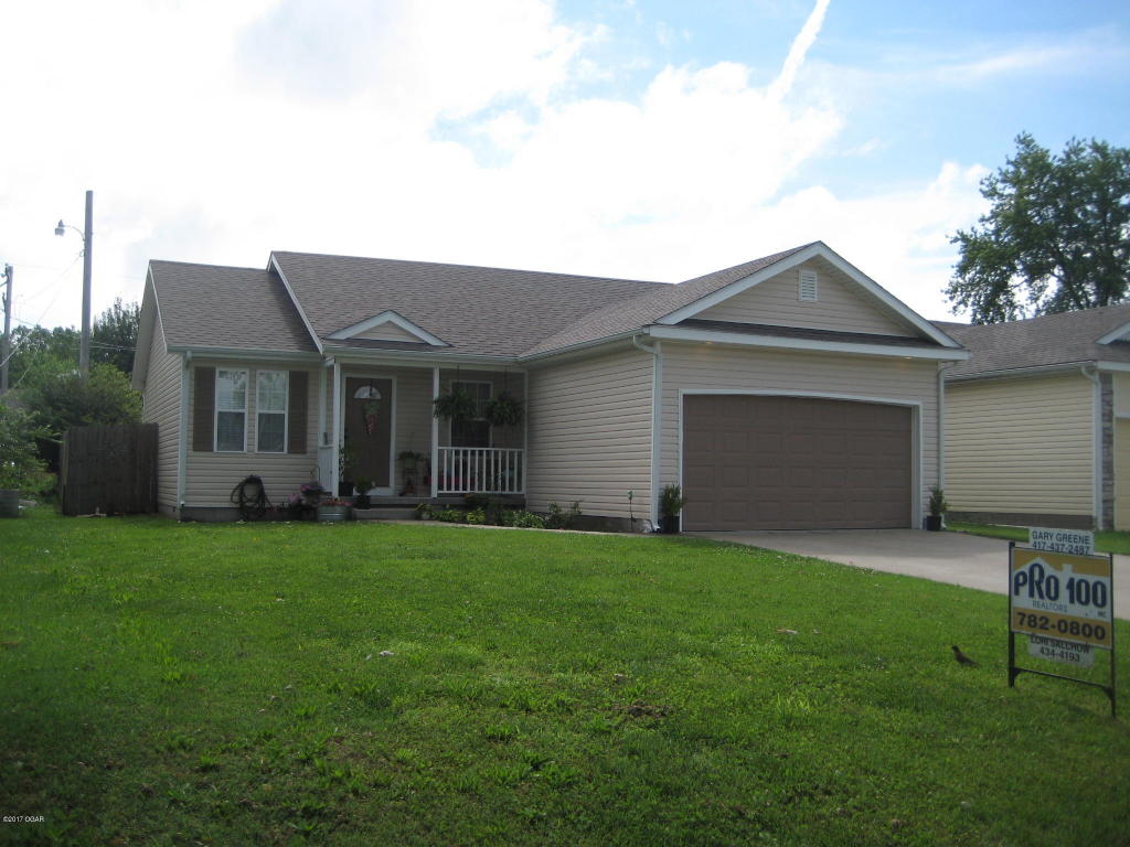 813 Monroe, Joplin, MO 64801