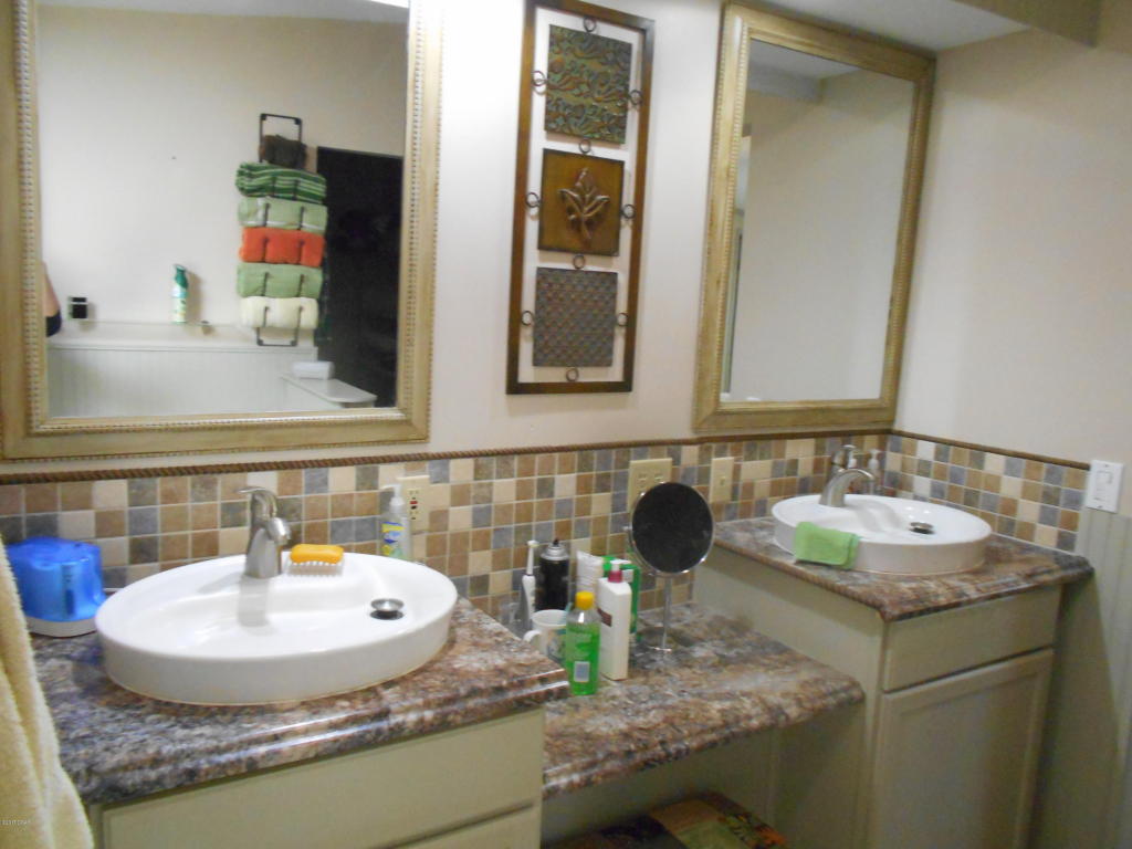 7150 Ebony Drive, Joplin, MO 64801