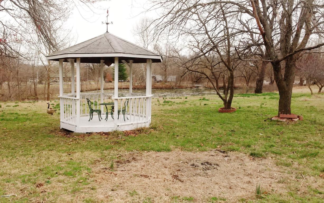 1885 W Zora Street, Joplin, MO 64801
