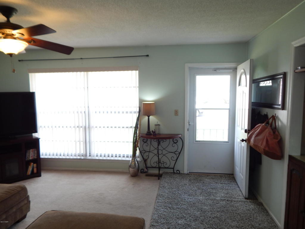 2402 Texas, Joplin, MO 64804