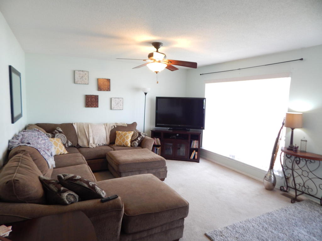 2402 Texas, Joplin, MO 64804