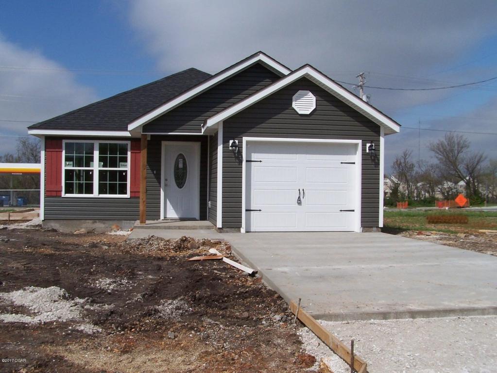 2306 Harlem, Joplin, MO 64804