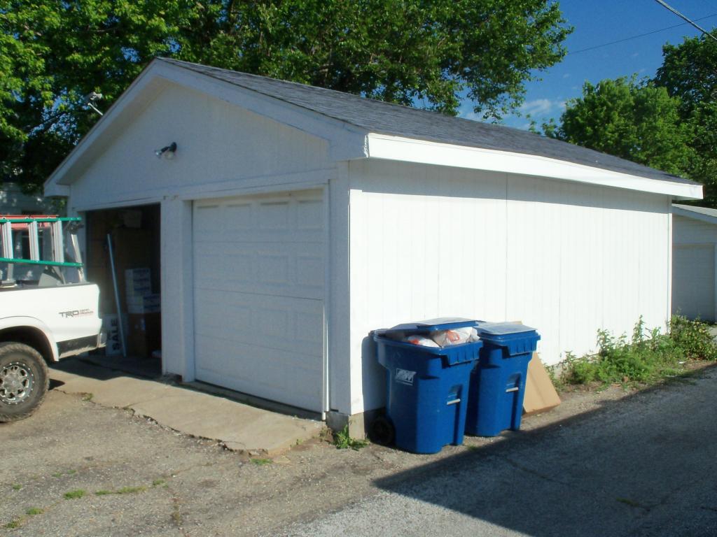 1831 Bird Avenue, Joplin, MO 64804