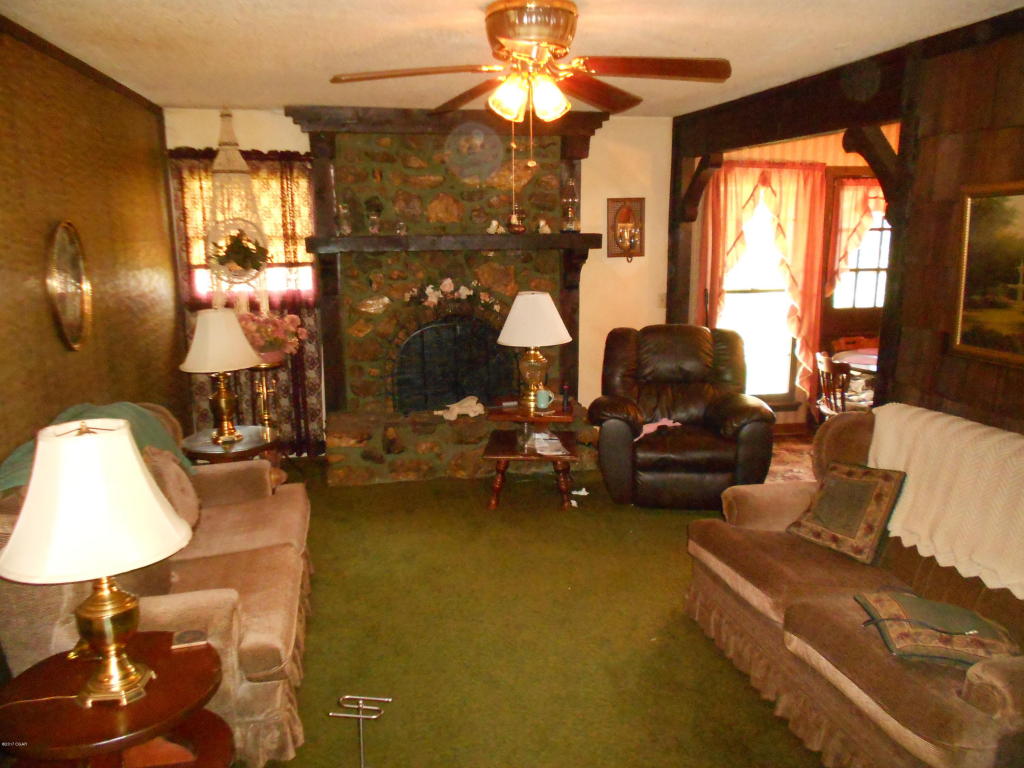 5777 Suburban Terrace, Joplin, MO 64804