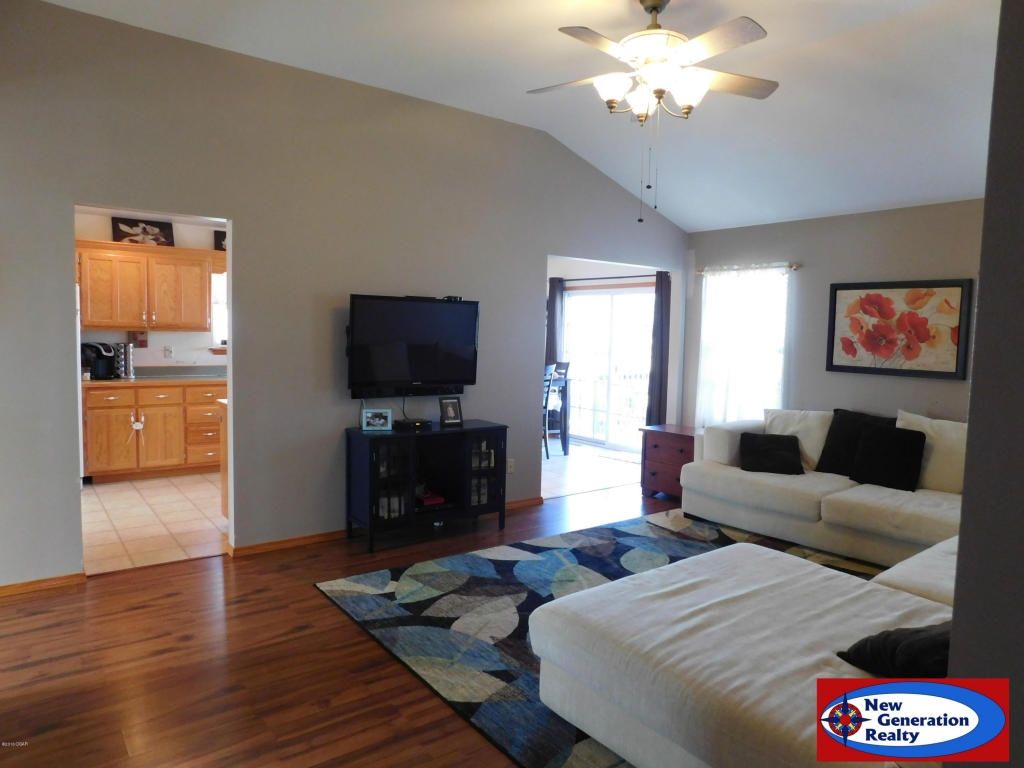 4323 W 27th Place, Joplin, MO 64804