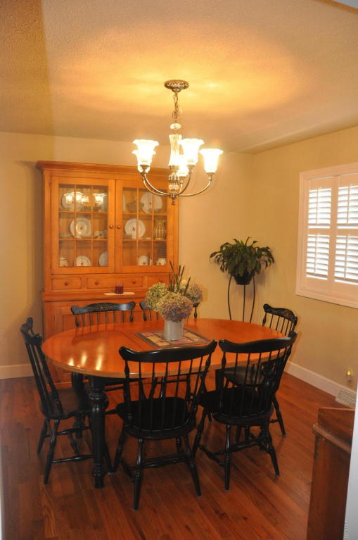 2204 S Brownell Avenue, Joplin, MO 64804
