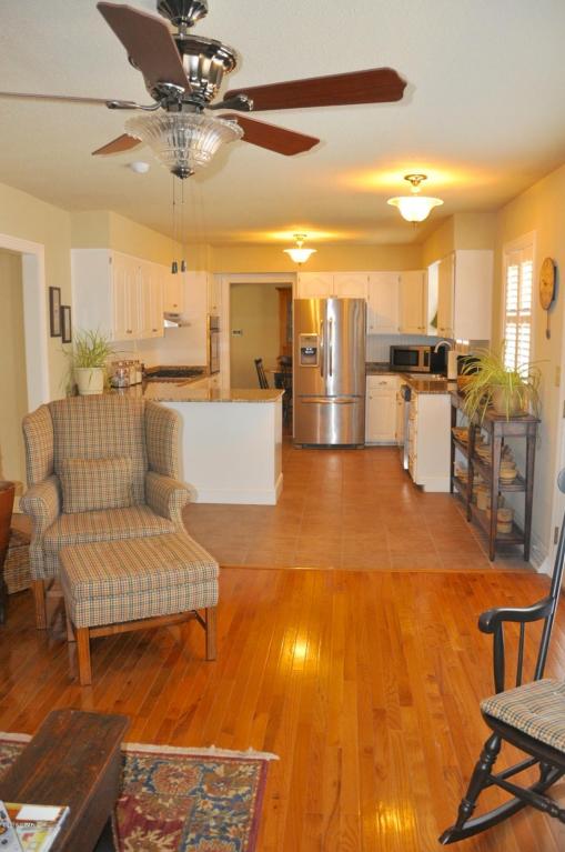 2204 S Brownell Avenue, Joplin, MO 64804