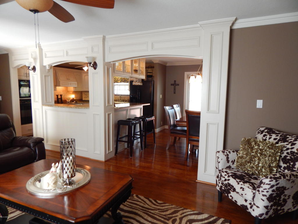 118 Hillview Drive, Joplin, MO 64804