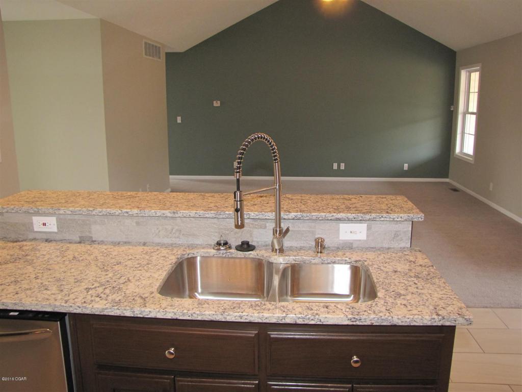 7875 County Lane, Carl Junction, MO 64834