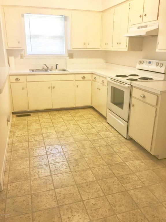 104 Gum, Carterville, MO 64835