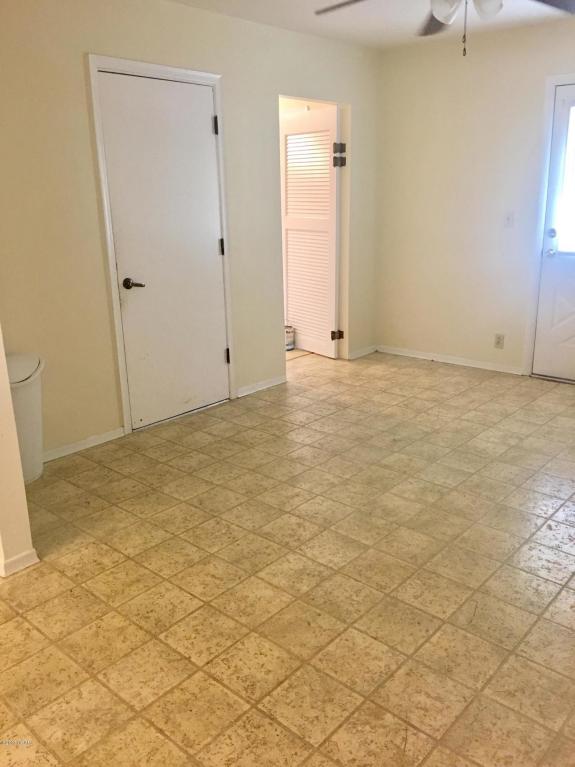104 Gum, Carterville, MO 64835