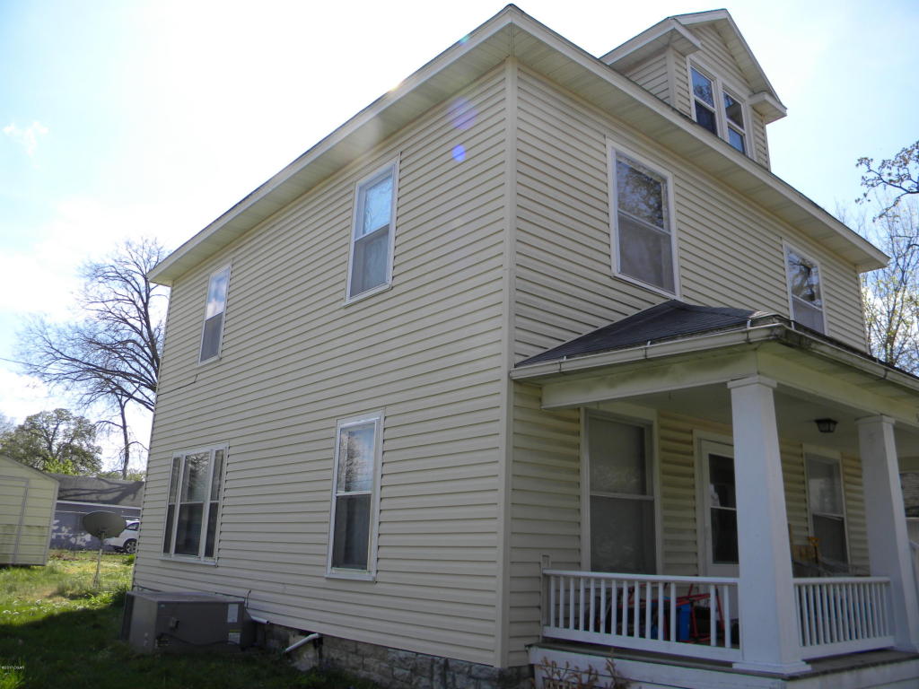 524 W Olive Street, Carthage, MO 64836