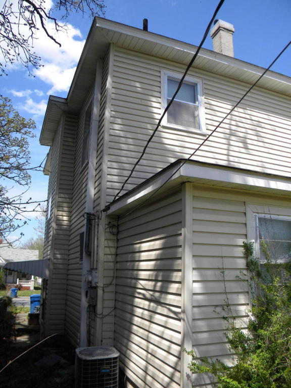 524 W Olive Street, Carthage, MO 64836