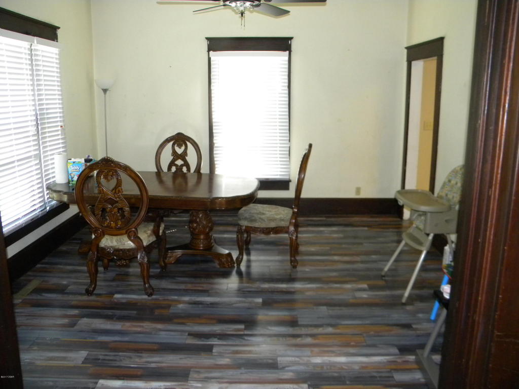 524 W Olive Street, Carthage, MO 64836
