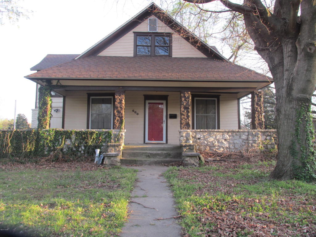 600 E Centennial Avenue, Carthage, MO 64836
