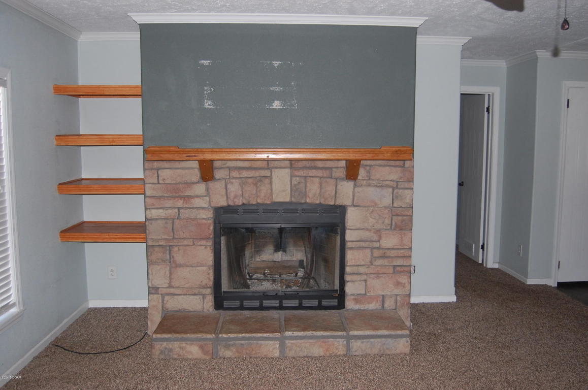 2366 Pelican Road, Diamond, MO 64840