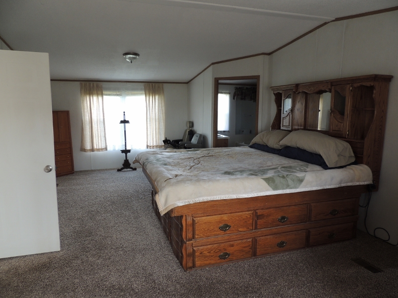 1609 Hebron Road, Granby, MO 64844