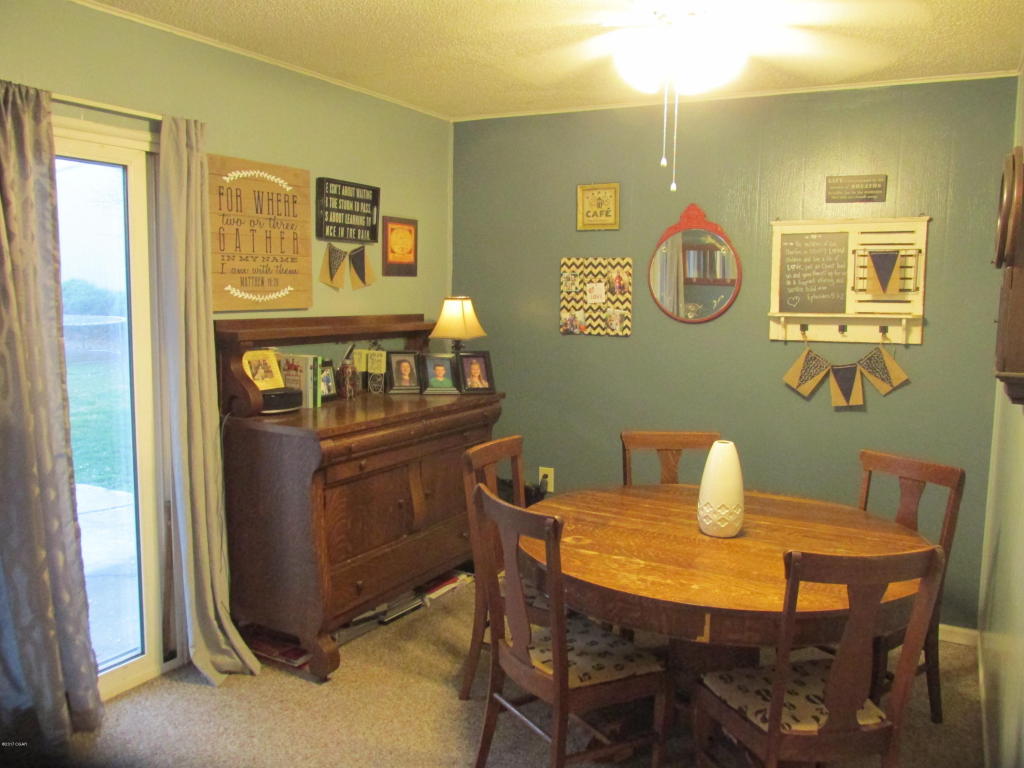 2886 Gordan Place, Neosho, MO 64850