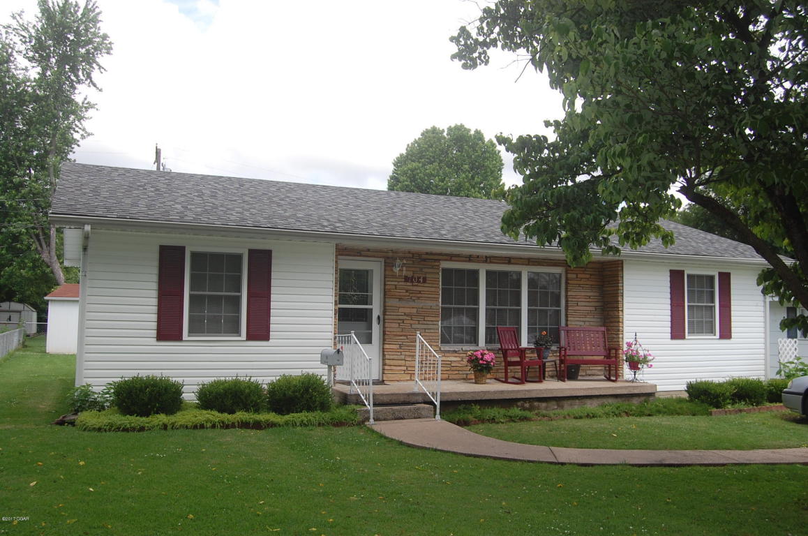 704 Freeman Road, Neosho, MO 64850