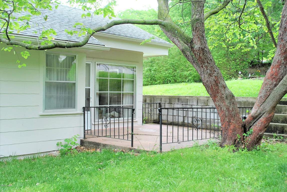 803 Walnut Drive, Neosho, MO 64850