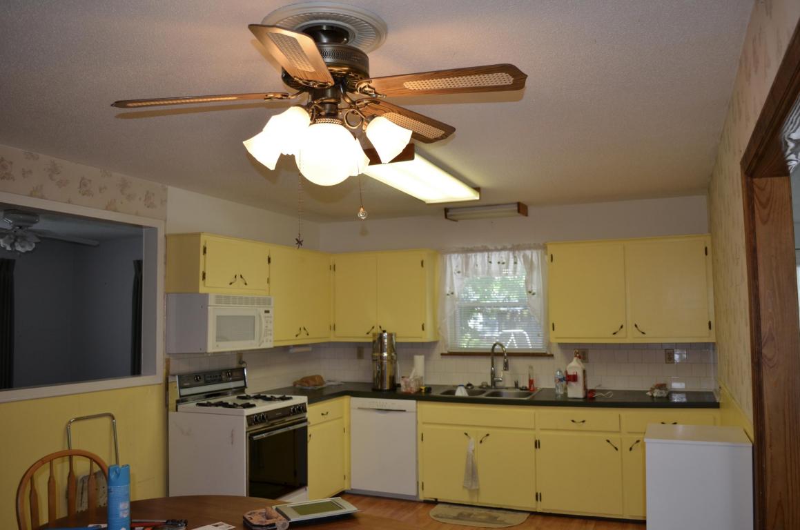 403 Glenview, Neosho, MO 64850