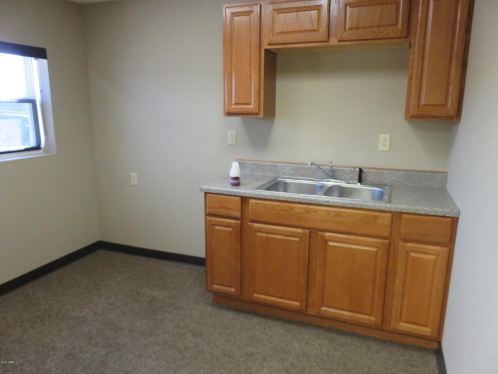 1220 Ridgewood Road, Neosho, MO 64850