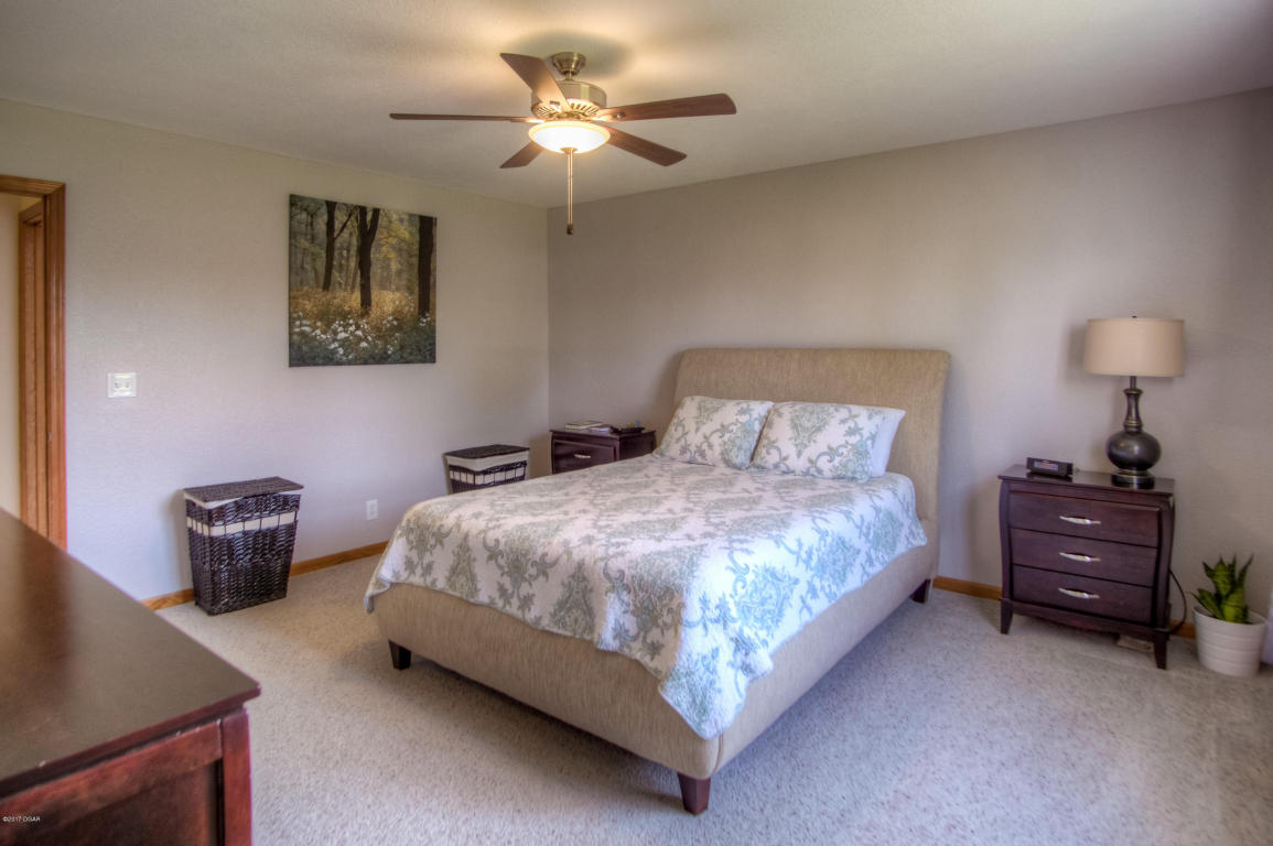 1720 Lucas Drive, Webb City, MO 64870