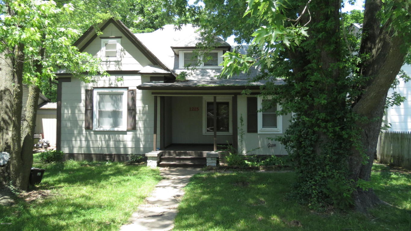 1215 Daugherty, Webb City, MO 64870