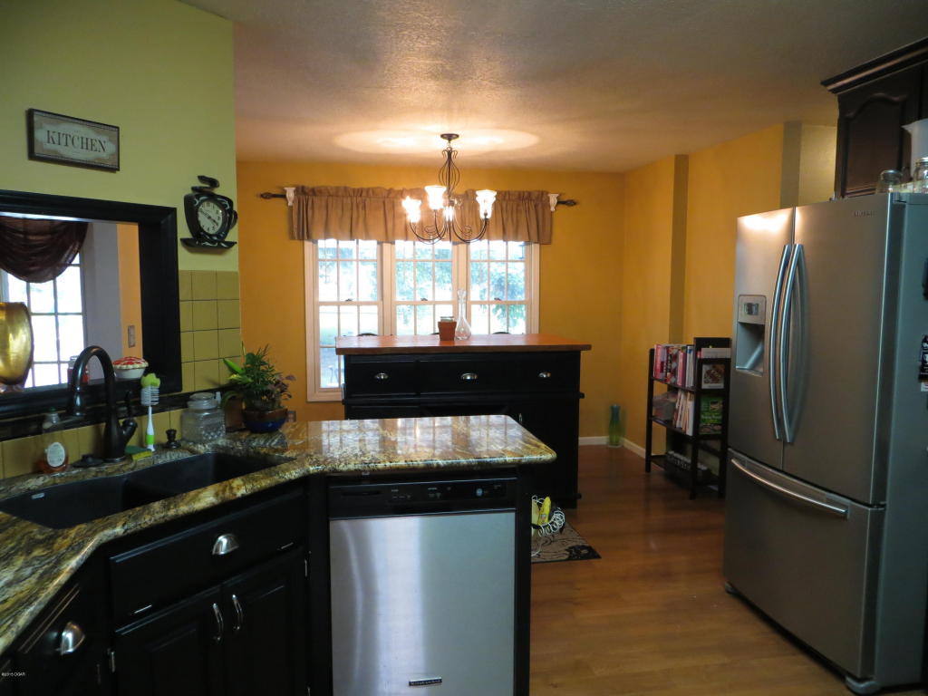 804 Lexington, Webb City, MO 64870