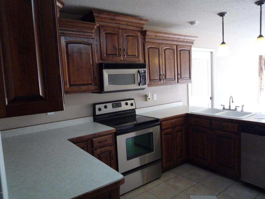 1121 S Rosedale, Webb City, MO 64870