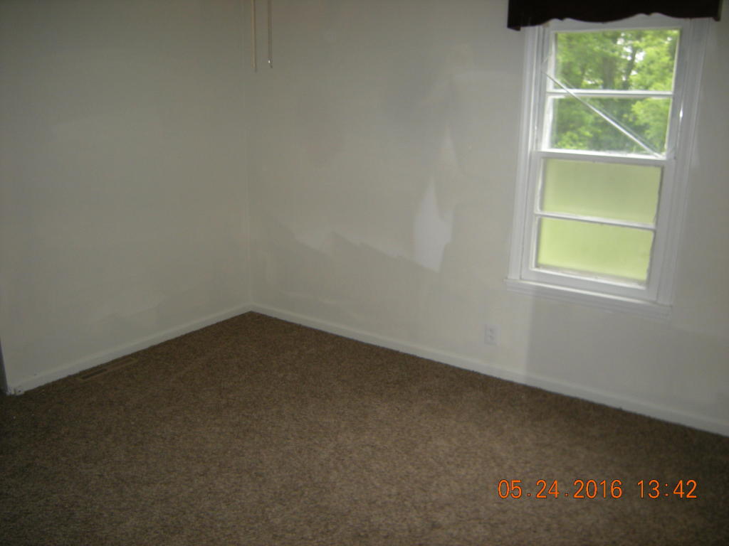 305 REDBUD LN, Ashland, MO 65010