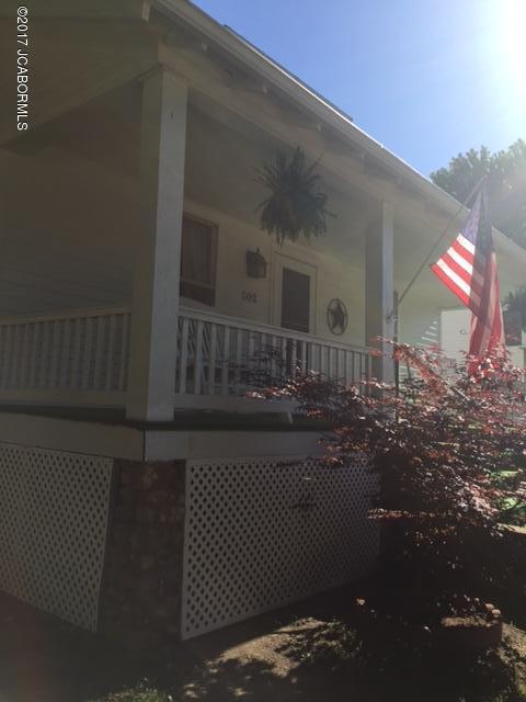 502 E North Street, California, MO 65018